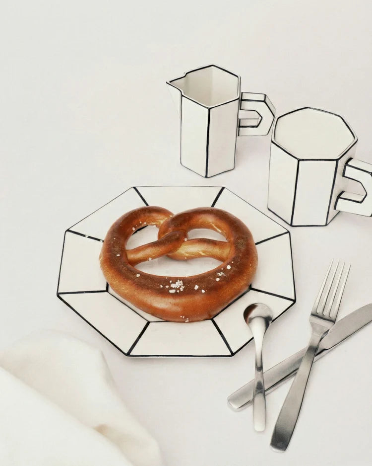 Creamer Carte Blanche