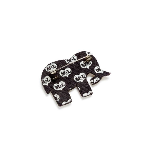 Brosă lucrată manual Elefant