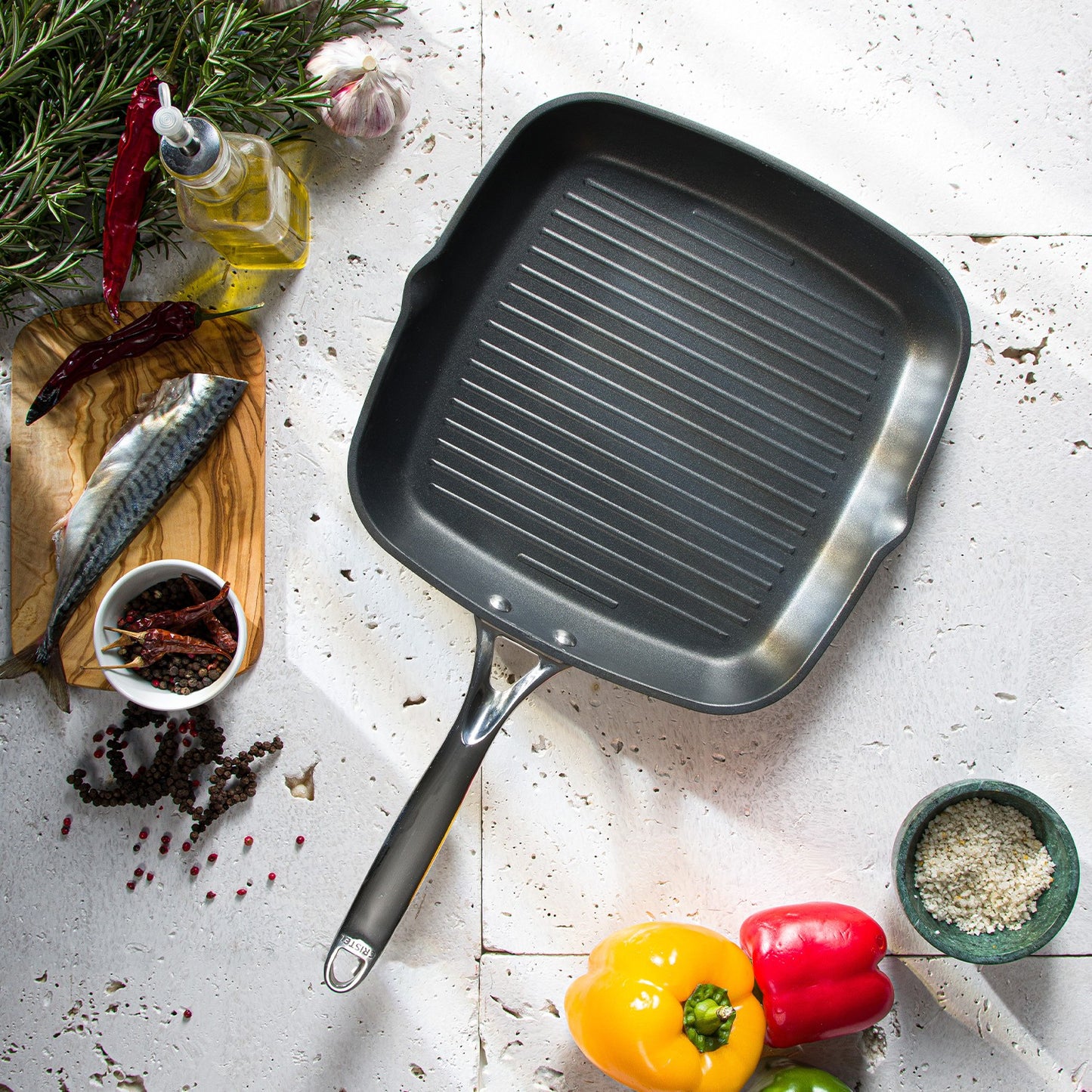 Tigaie grill cu strat antiaderent Castel'Pro