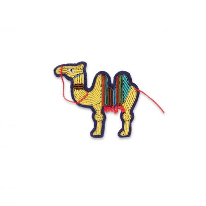 Brosă lucrată manual Cămilă
