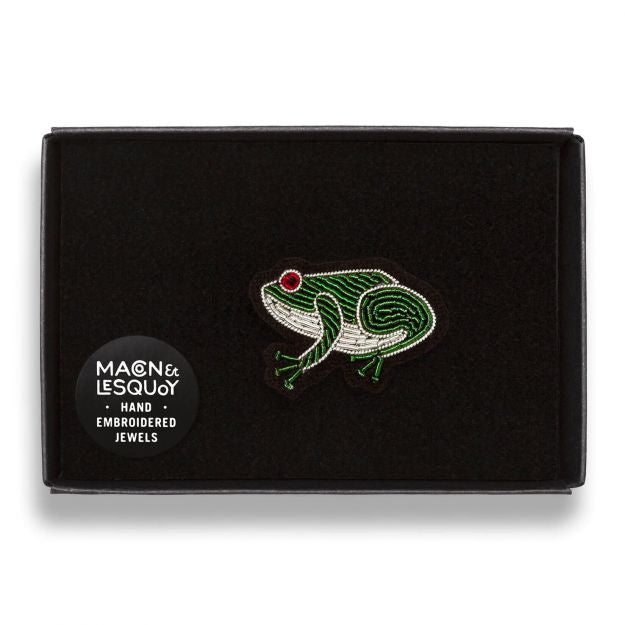 Brosă lucrată manual Broască